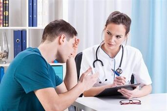 Urologist prescribes treatment of prostatitis